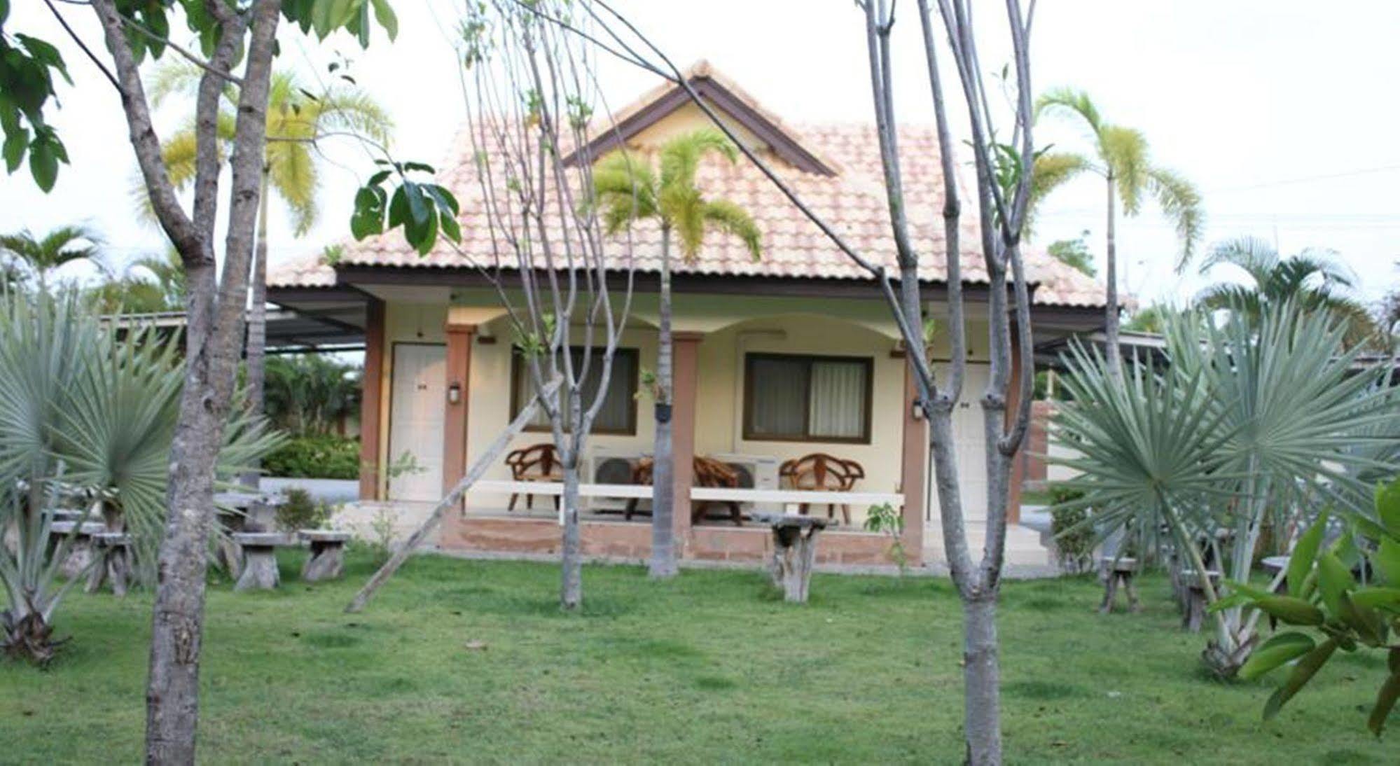 Saraburi Garden Resort Luaran gambar