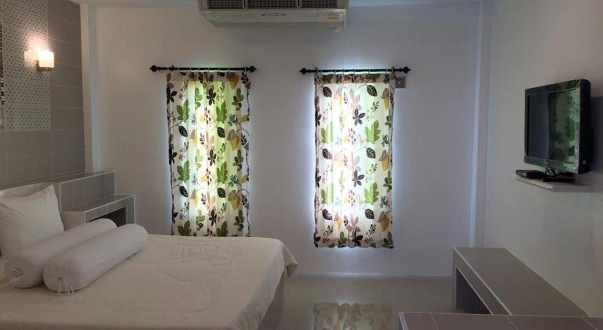 Saraburi Garden Resort Luaran gambar