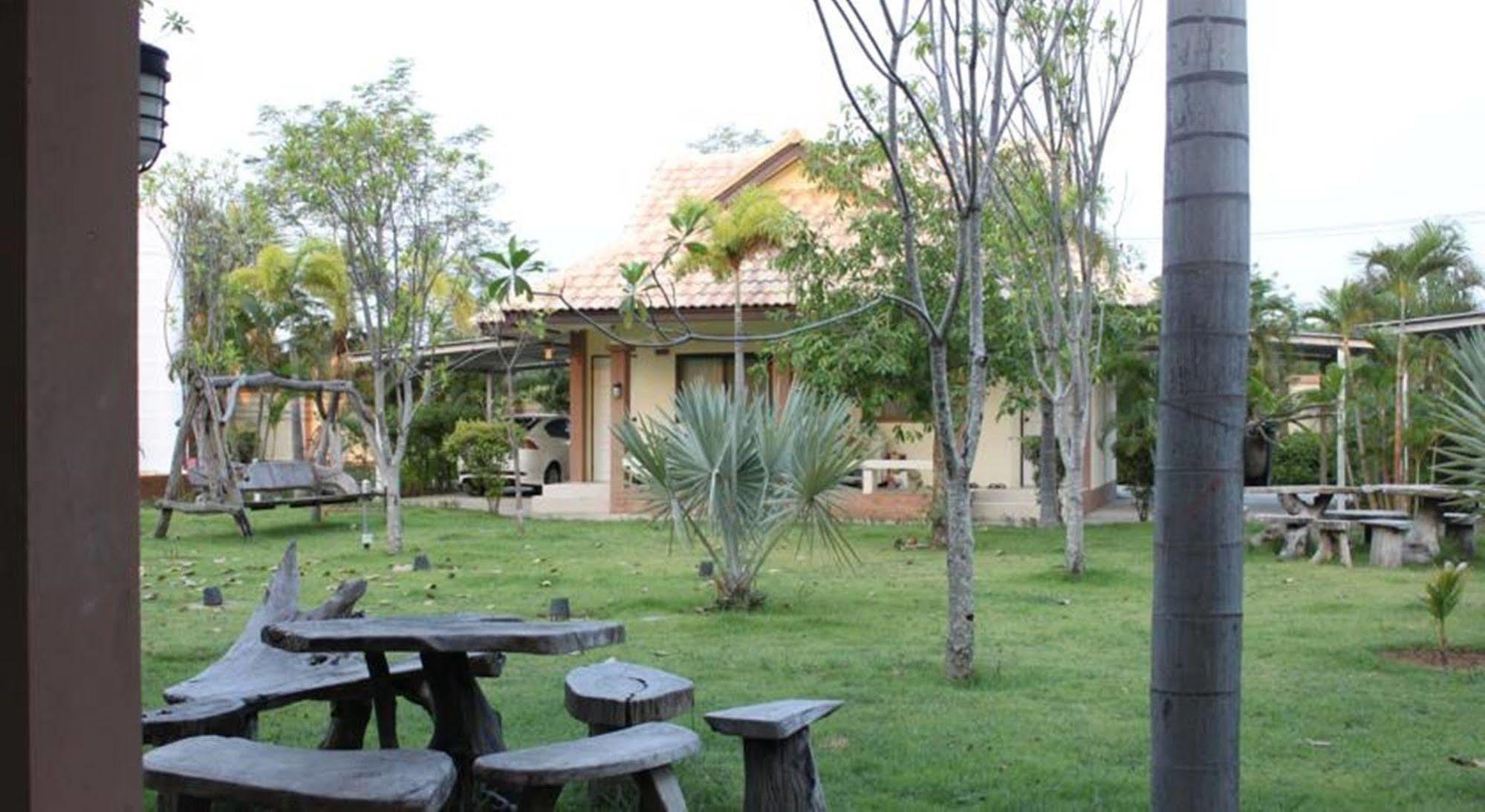 Saraburi Garden Resort Luaran gambar