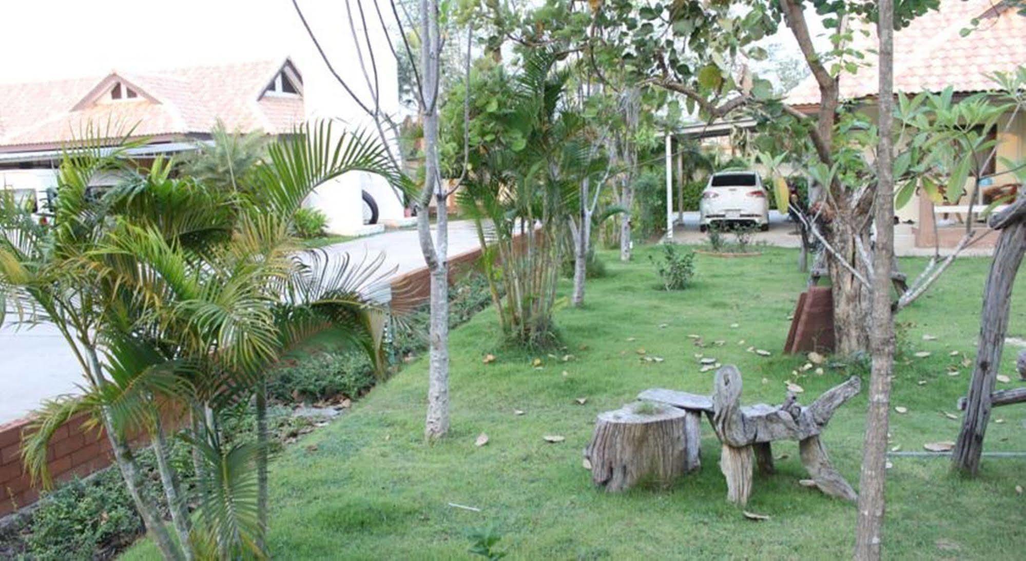Saraburi Garden Resort Luaran gambar